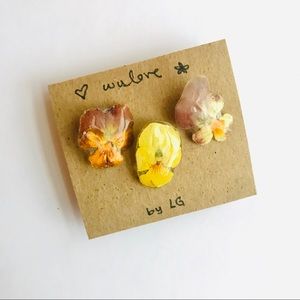 Mix and Match Pansy Studs Set